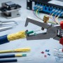 🛠️ Pince à Dénuder Réglable Professionnelle – Outil de Dénudage de Câbles Électriques avec Réglage de Précision